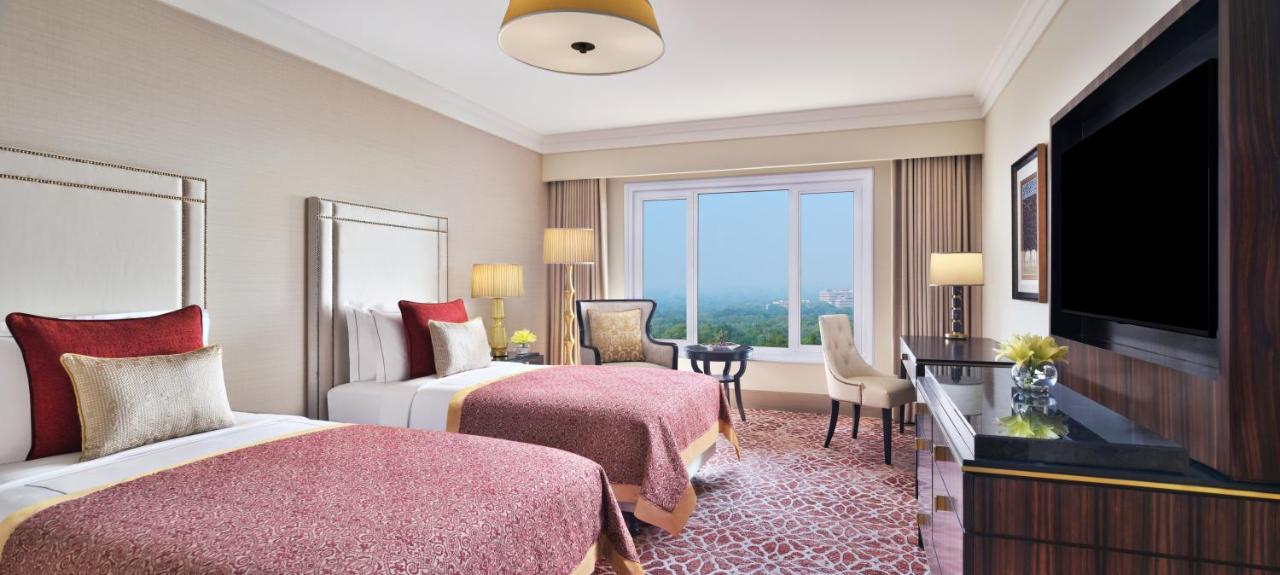 Taj Mahal, Hotel 5*